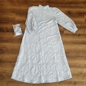 Touche Prive Lace Crochet Dress